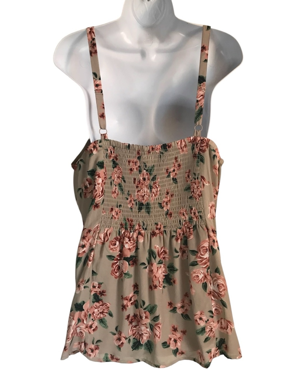 🔴 4/$15 Torrid Women’s 2X Taupe & Pink Floral Smocked Adjustable Tank Top EUC - Picture 3 of 16